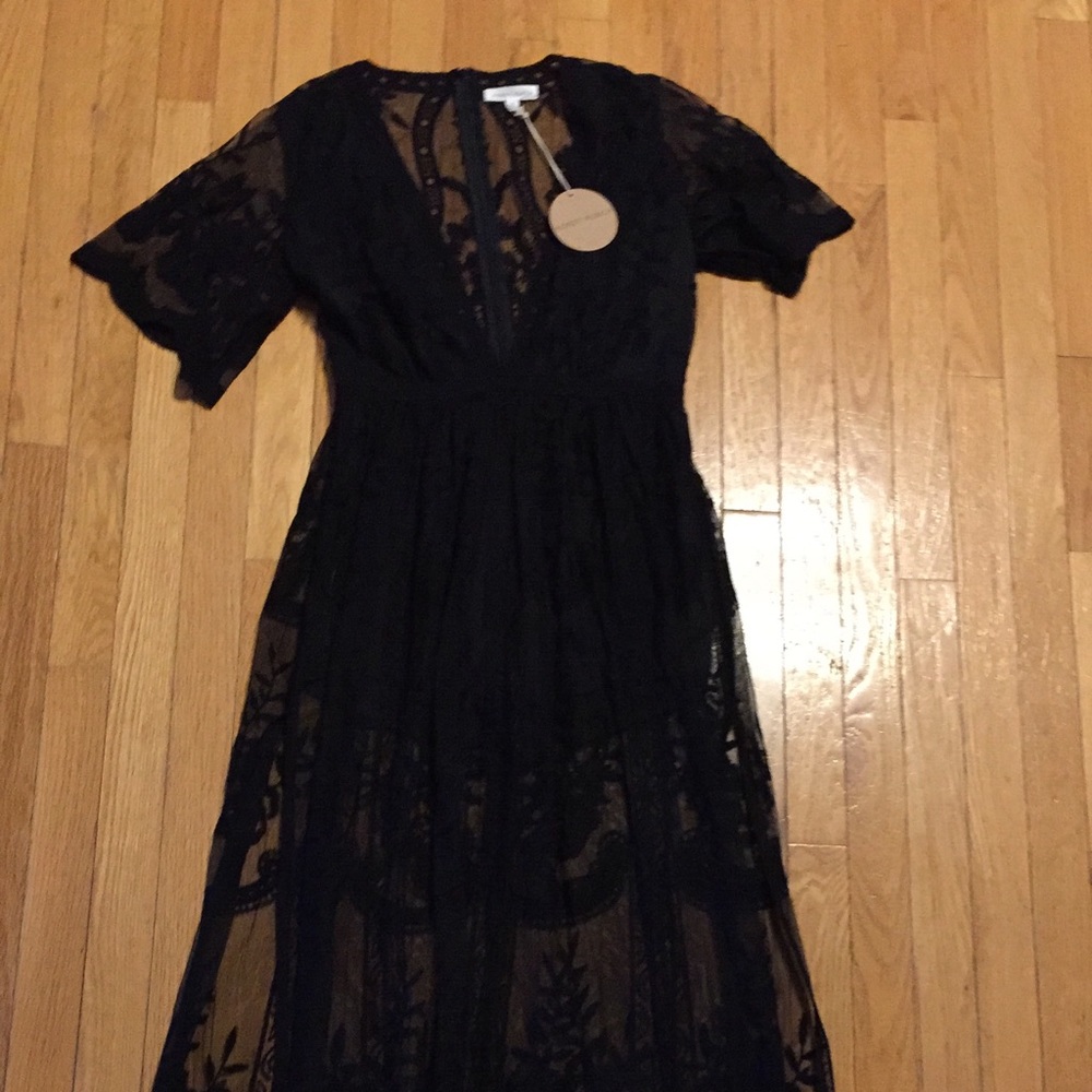 NWT HONEY PUNCH LACE MAXI ROMPER